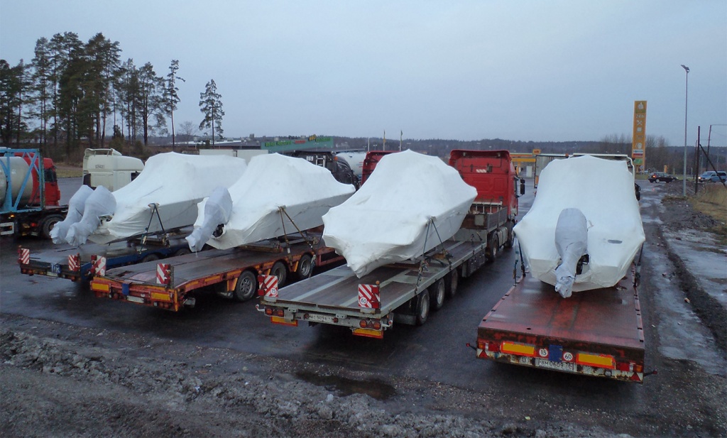 Доставка катера на выставку в Финляндию Helsinki International Boat Show